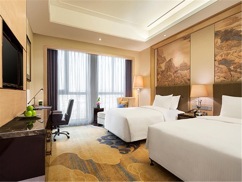 Wanda Realm Fushun Hotel Exterior photo