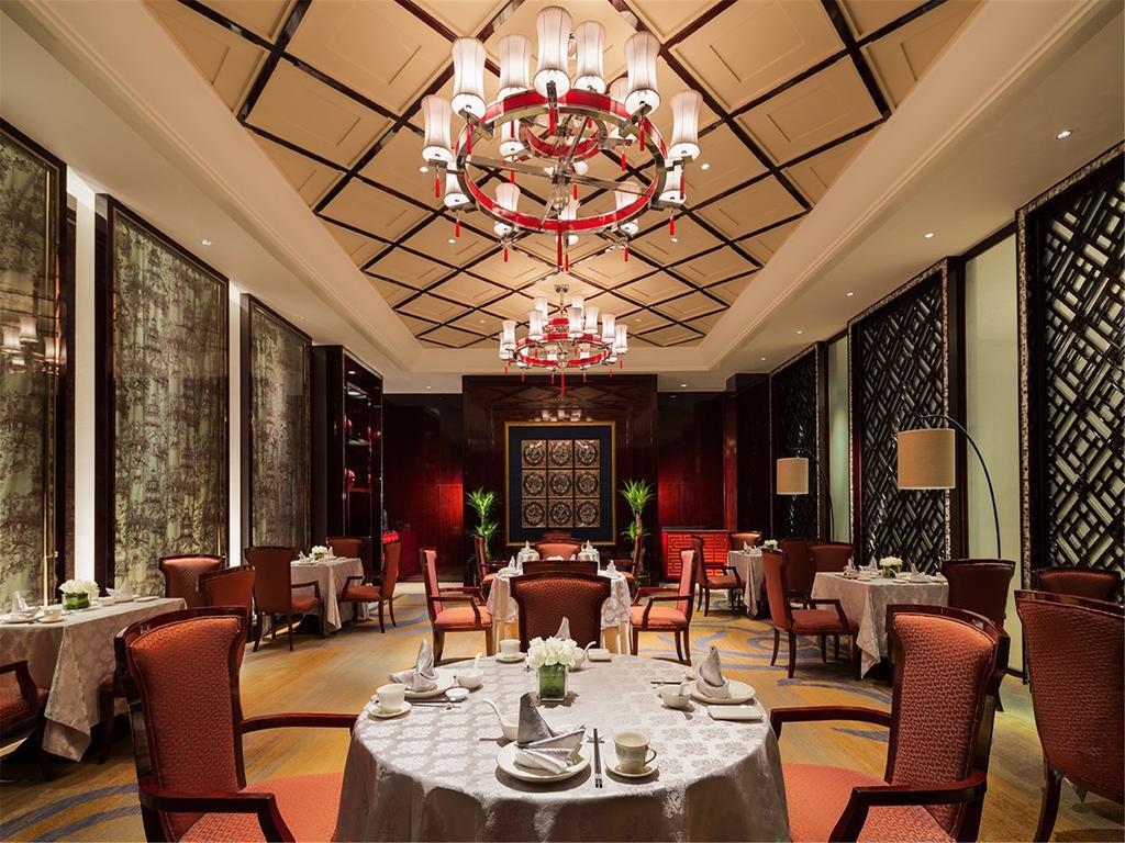 Wanda Realm Fushun Hotel Exterior photo